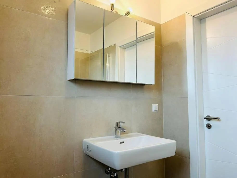 Sunny Modern Apartment With Balcony - Free Parking Vienna 0*,